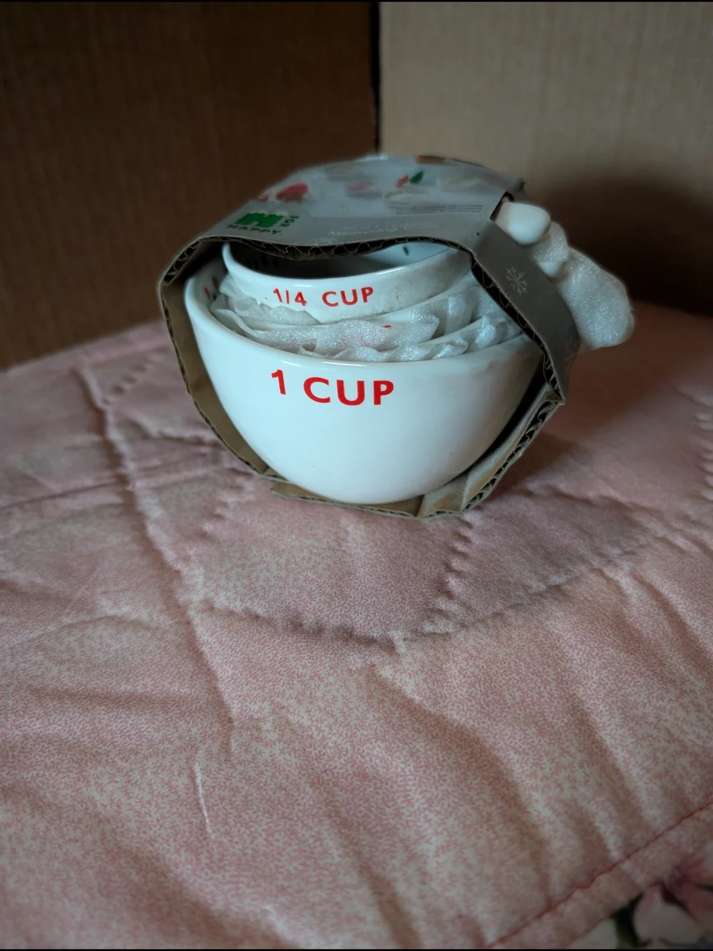 White 4 Piece Ceramic Measuring Cup Set with Red Markings